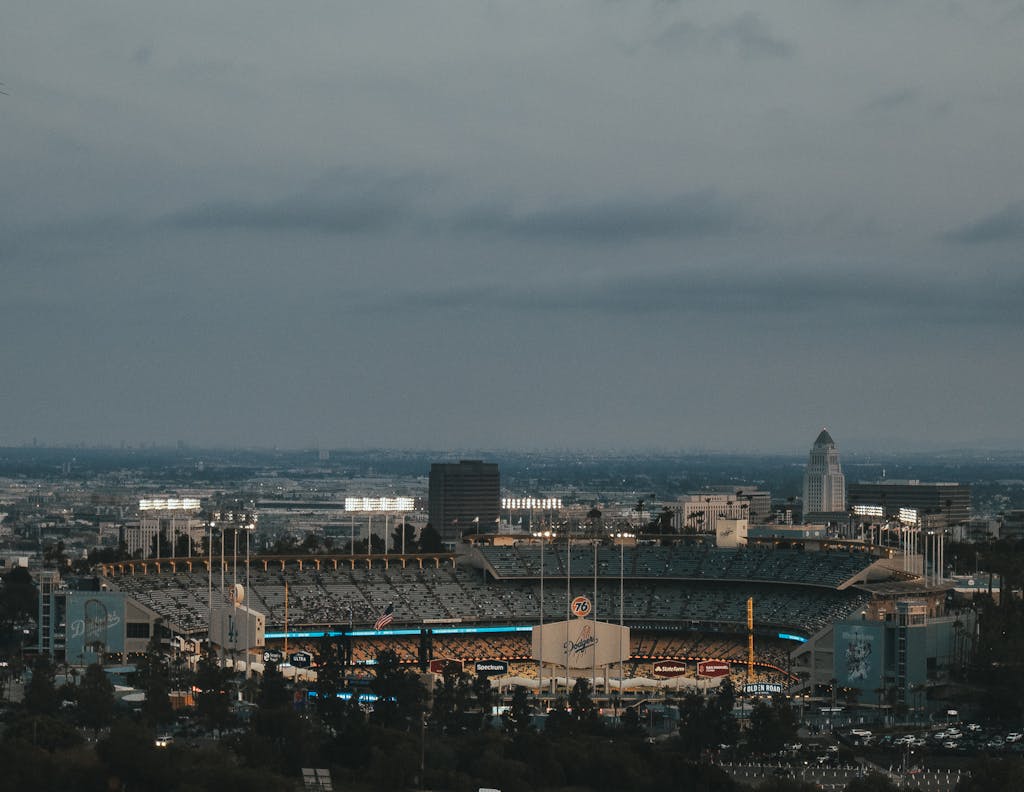 Watching the World Series in Person is Impossible, Unless You’re Rich